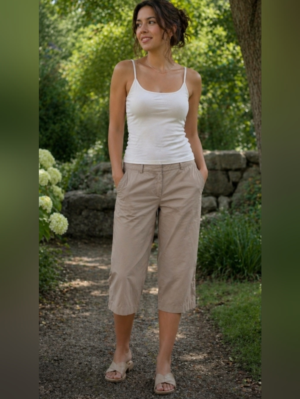 Theory Khaki Neutral Tailored Minimalist Casual Capri Pants Size 8